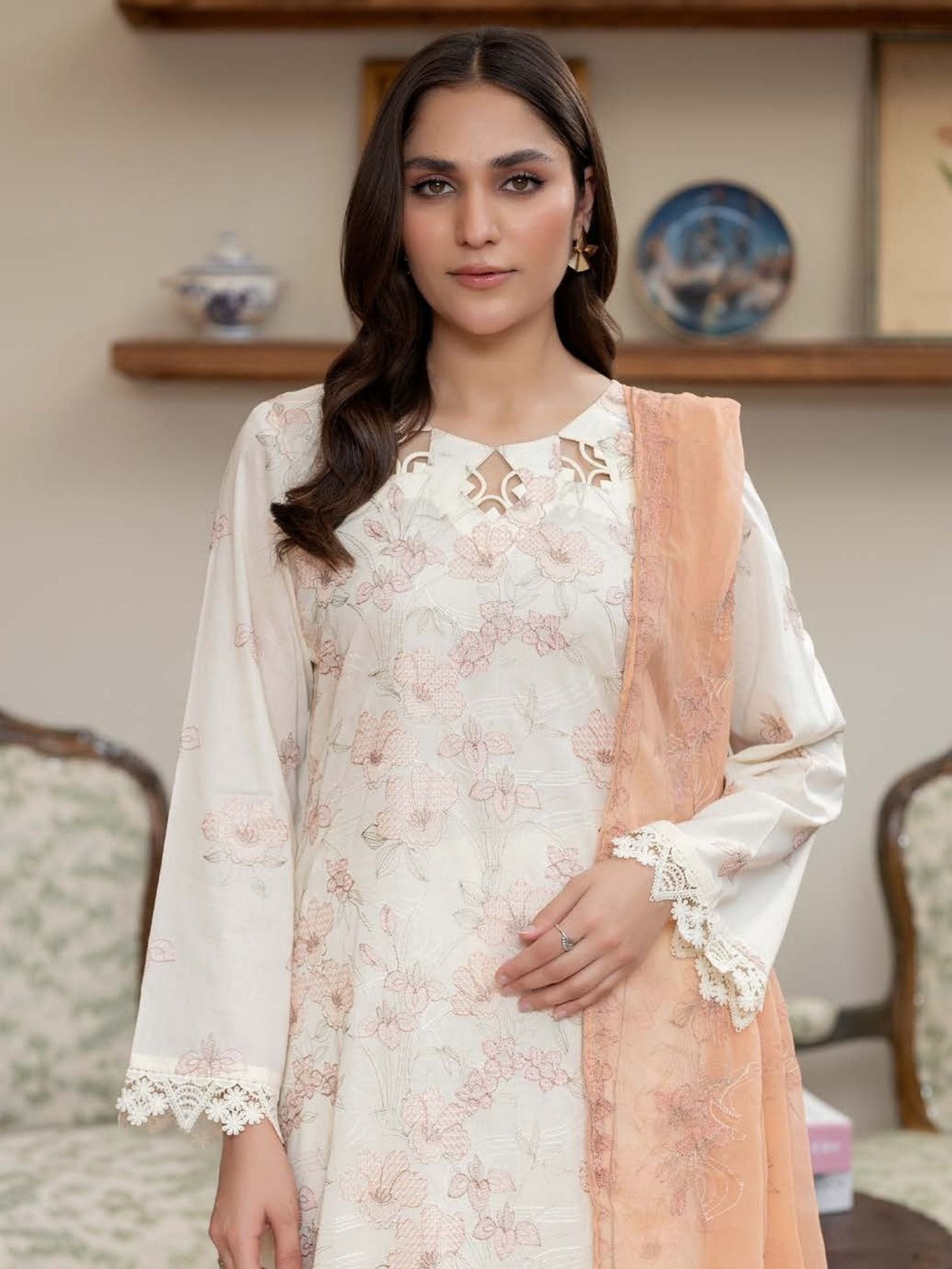Noor-e-Fajar Shamsha NF-1450 | Luxury Embroidered Lawn Dress - Image 4
