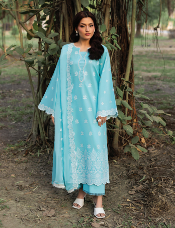 LLARA By Sanam Saeed Design-05