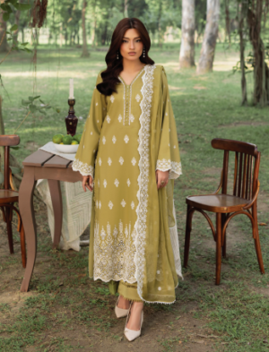 LLARA By Sanam Saeed Design-08